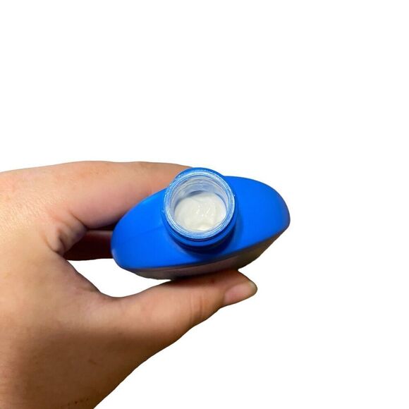 NEW Bain De Soleil All Day SPF 15 Waterproof Sunblock 4 Oz - Picture 3 of 3